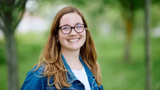 Dr Emily Cross