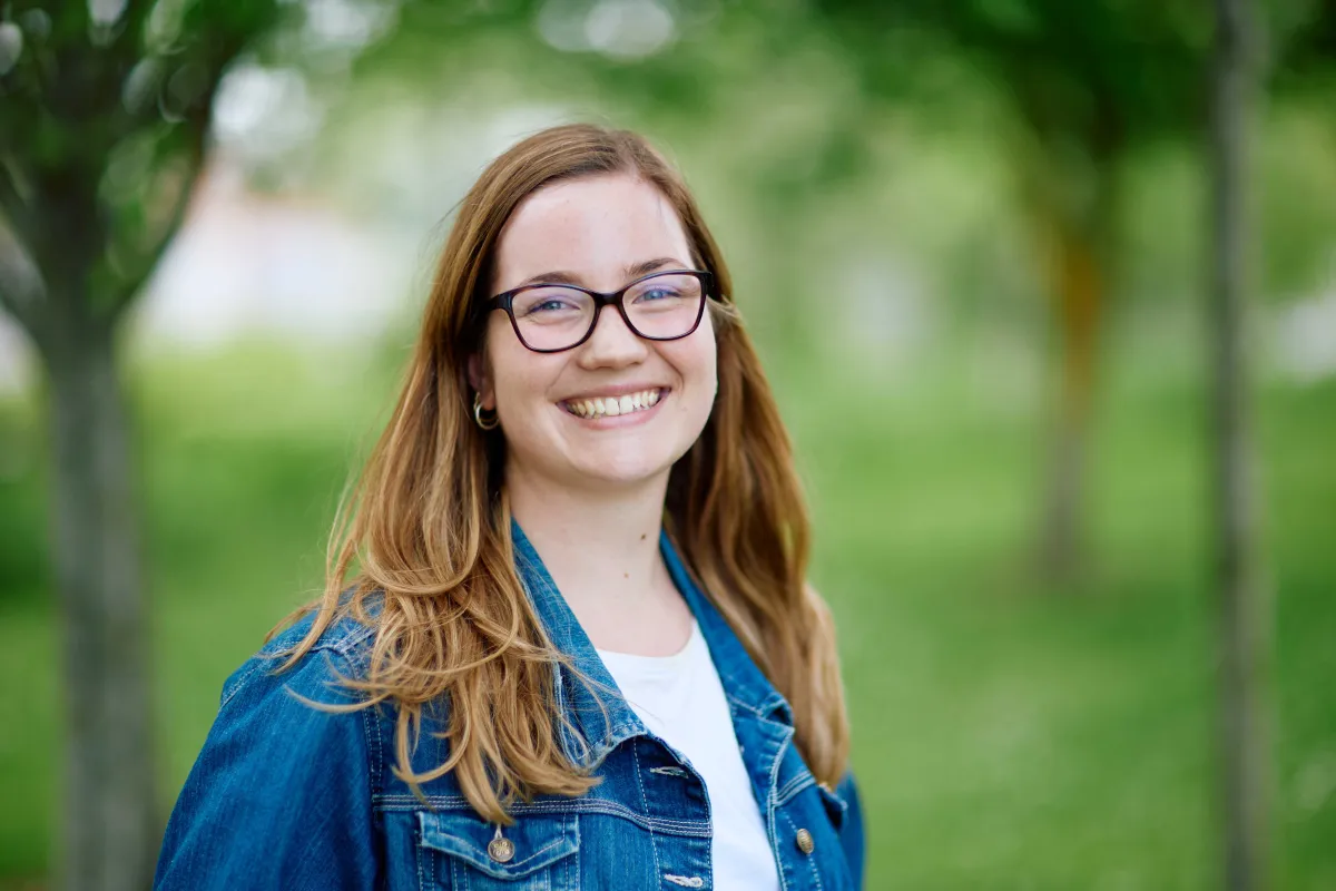 Dr Emily Cross